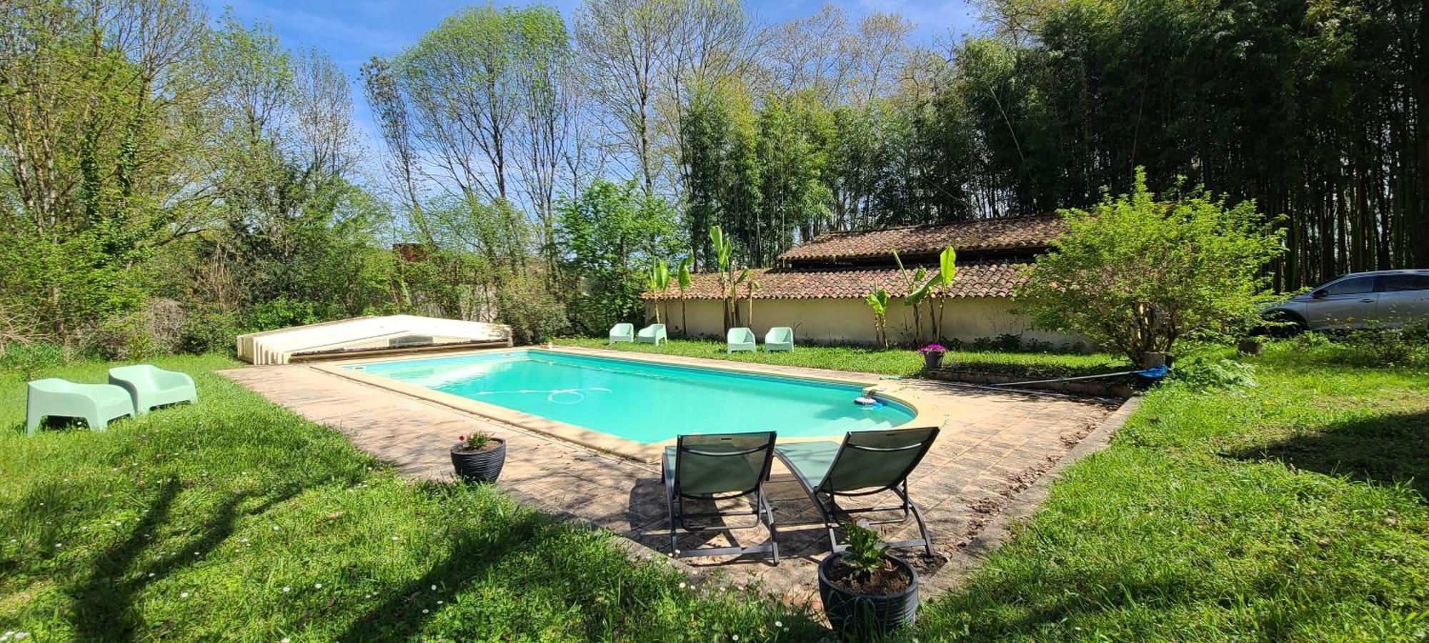 Le Manoir Du Moulin De Madame Bed & Breakfast Вилньов-сюр-Ло Екстериор снимка